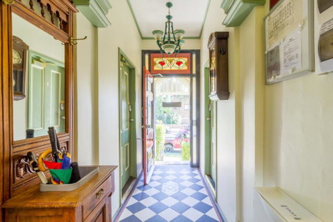 Randwick City Lodge 2 - Sunshine Coast Guide 0
