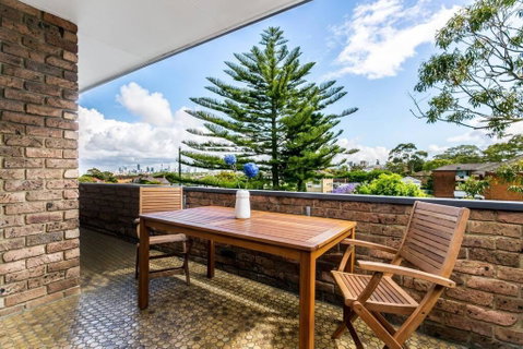 Randwick - RAND8- Albion Street - Sunshine Coast Guide 0