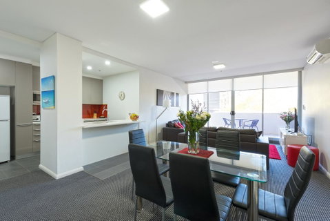 Astra Apartments North Sydney - Sunshine Coast Guide 2