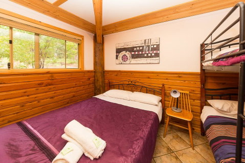 Augusta Sheoak Chalets - Sunshine Coast Guide 3