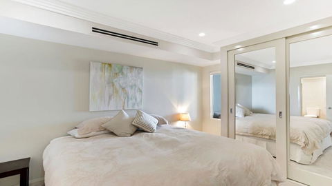 Aura Apartment With Spectacular Views! - Sunshine Coast Guide 3