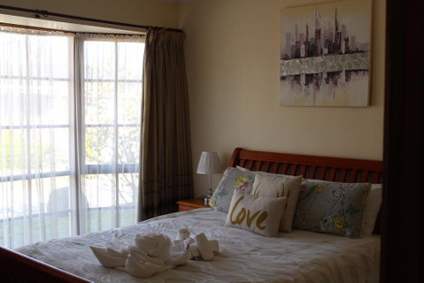 Australian Home Away @ Doncaster Elgar - Sunshine Coast Guide 2