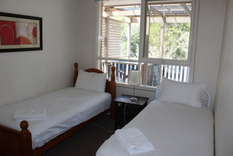 Australian Home Away @ Doncaster Grange Park - Sunshine Coast Guide 3