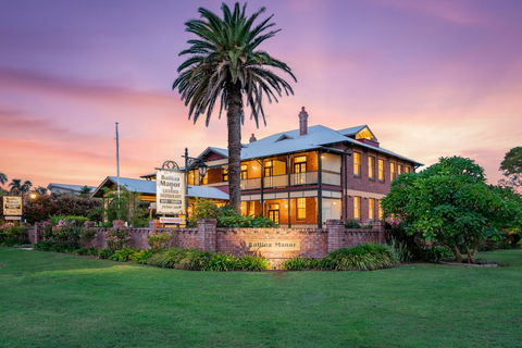 Ballina Manor Boutique Hotel - Sunshine Coast Guide 0