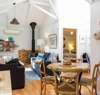 Bandalong Cottages - Sunshine Coast Guide