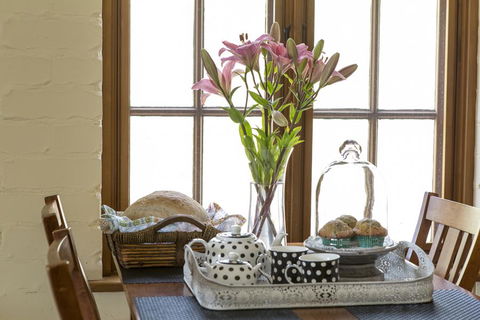 Battunga Bed And Breakfast - Sunshine Coast Guide 3