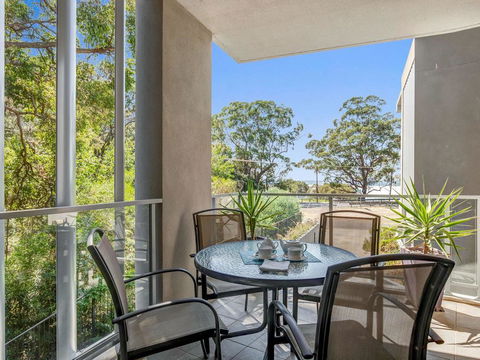 Bay Blu :: Jervis Bay Rentals - Sunshine Coast Guide 0