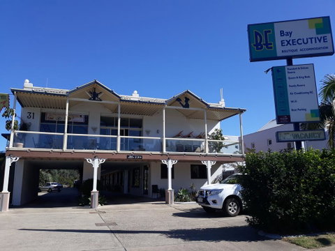 Bay Executive Motel - Sunshine Coast Guide 0