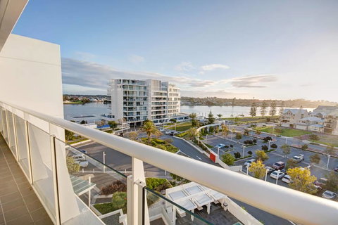 Bayview 701 - Sunshine Coast Guide 0