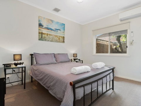 Beach Baby Dromana - Sunshine Coast Guide 1