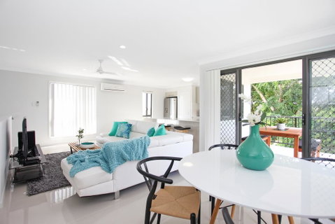 Beach Breeze Holiday House - Sunshine Coast Guide 3