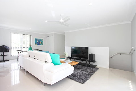Beach Breeze Holiday House - Sunshine Coast Guide 2