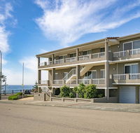 Beachcomer Unit 2 - The Entrance NSW - Sunshine Coast Guide