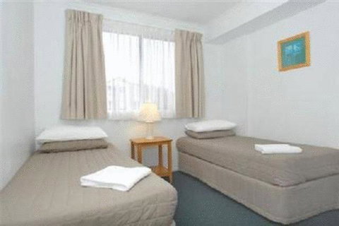 Beaches Holiday Resort - Sunshine Coast Guide 0