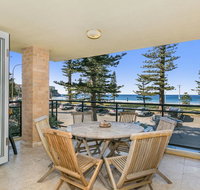 Beachfront on Golden Mile - Sunshine Coast Guide