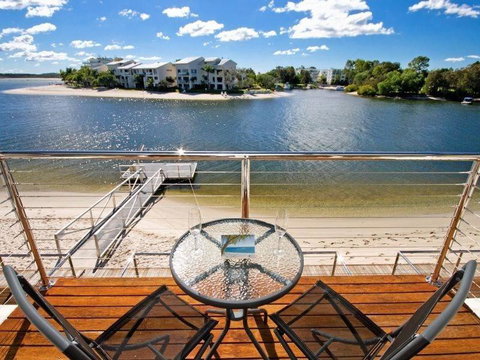 Riverfront Escape With Private Beach - Sunshine Coast Guide 1