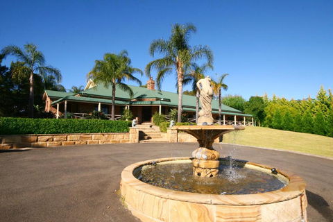 Relaxin - Sunshine Coast Guide 3