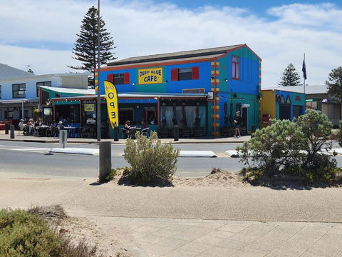 Relaxing Beachside Getaway Home - Sunshine Coast Guide 3