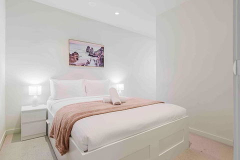 Resort Lifestyle Urban Apt - Pool, Gym, Sauna - Sunshine Coast Guide 0