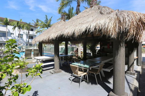 Resort Style Holiday - Sunshine Coast Guide 1