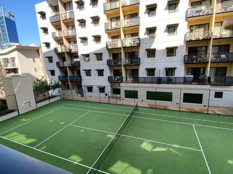 RIVERSIDE CITY VIEW PARKING NETFLIX WIFI WINE FREE - Sunshine Coast Guide 3