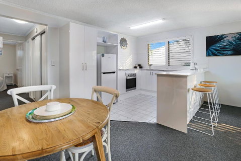 Riverside Location, Noosa Sound - Sunshine Coast Guide 3