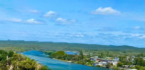 Riverview Holiday Villa - Sunshine Coast Guide 3