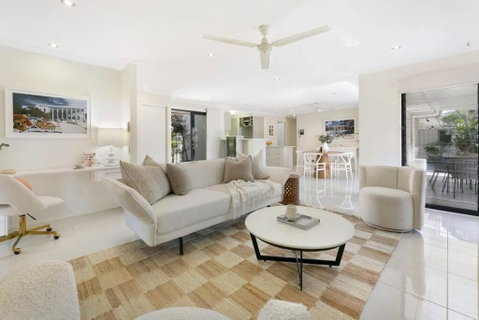 Riviera Road Miami - 4BRM Dual Villa - Sunshine Coast Guide 0