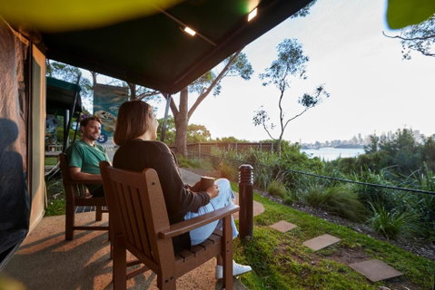 Roar And Snore - Sunshine Coast Guide 3