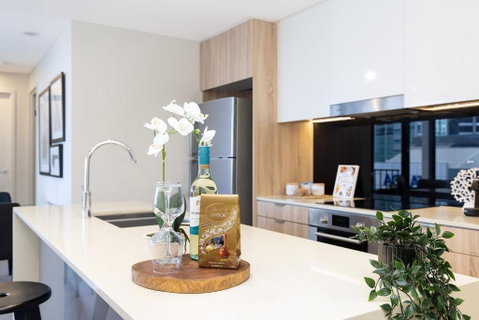 Rooftop Pool Stunning Apartment Queen Street - Sunshine Coast Guide 1