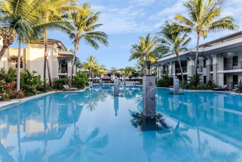 Rooftop Tranquility At Stunning Temple Resort - Sunshine Coast Guide 3