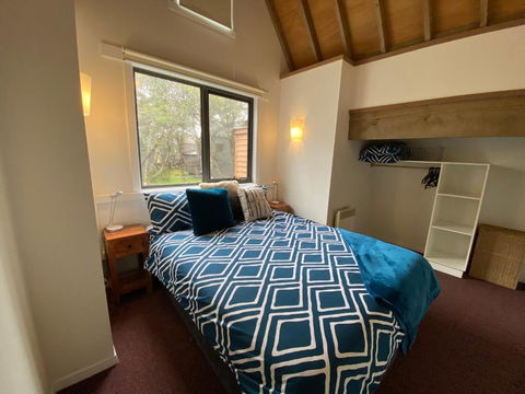 Ropers - Sunshine Coast Guide 1