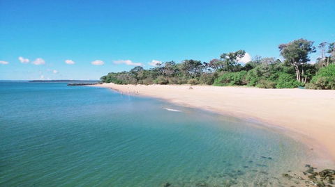 Rosalynda- Luxury Beachfront 3 BR Townhouse - Sunshine Coast Guide 2