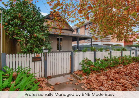 Rose Cottage - Stroll To CBD, Leafy Setting - Sunshine Coast Guide 0