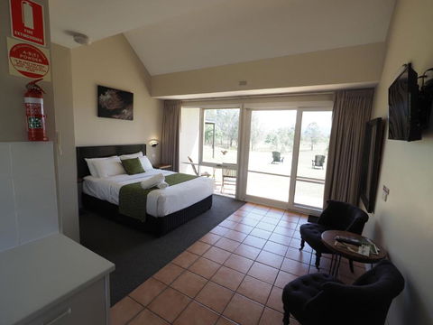 Rothbury Downs - Sunshine Coast Guide 1