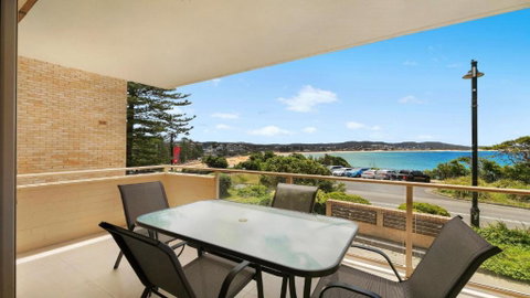 Roweshaven Amazing Views, Close To Beach Accom Holidays - Sunshine Coast Guide 0