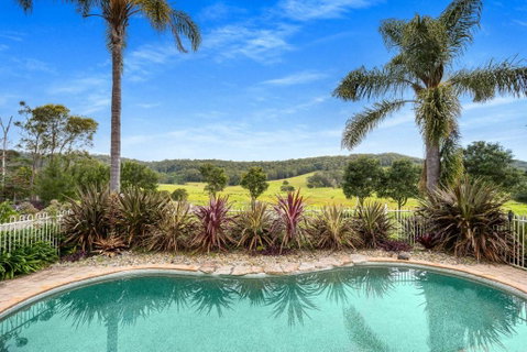 Roxy - A Secluded Luxury Estate Near Berry, Where Serenity Meets Family Comfort - Sunshine Coast Guide 0