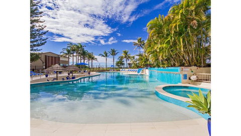 Royal Palm 19 - Sunshine Coast Guide 1