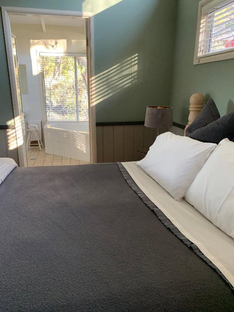 Rustic Spirit - Sunshine Coast Guide 2