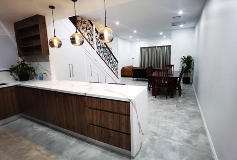 Ryde Guest House - Sunshine Coast Guide 0