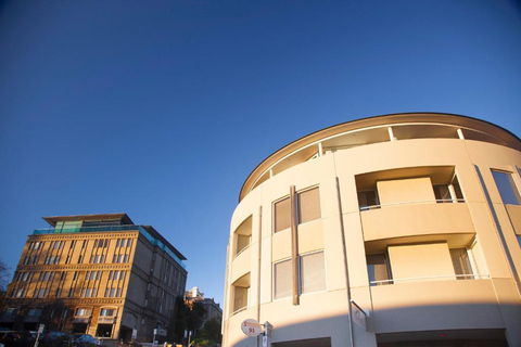 Salamanca Terraces - Sunshine Coast Guide 0