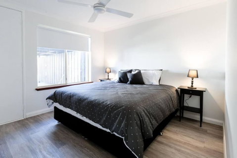 Salt & Pepper; Beautiful Town House In Margs! - Sunshine Coast Guide 3