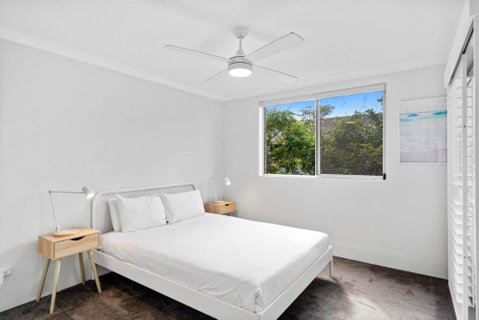 Salty Sea Breeze Apartment 500m To Waters Edge - Sunshine Coast Guide 2