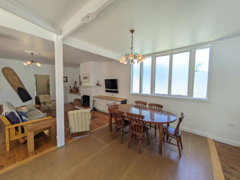 Sanctuary Retreat - Sunshine Coast Guide 3