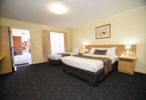 Sandown Heritage Motel - Sunshine Coast Guide 3