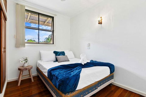 Sandbar On Moreton 5 Bedroom - Sunshine Coast Guide 2