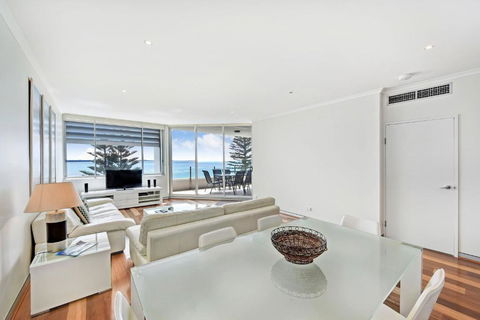 Sandcastle Apartments - Sunshine Coast Guide 3