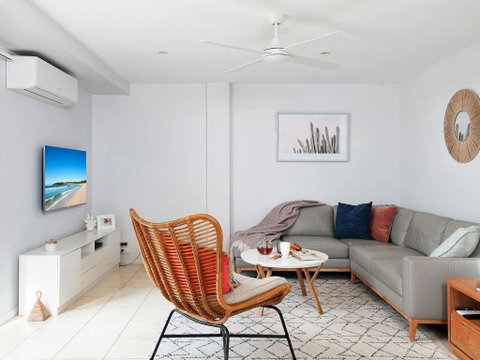 Sandcastle Shores - Sunshine Coast Guide 1