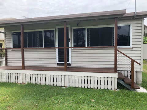 Sandhills Cottage - Sunshine Coast Guide 0