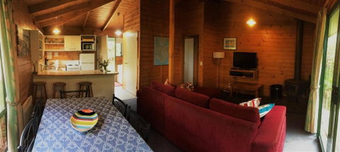 Sandpiper Ocean Cottages - Sunshine Coast Guide 1